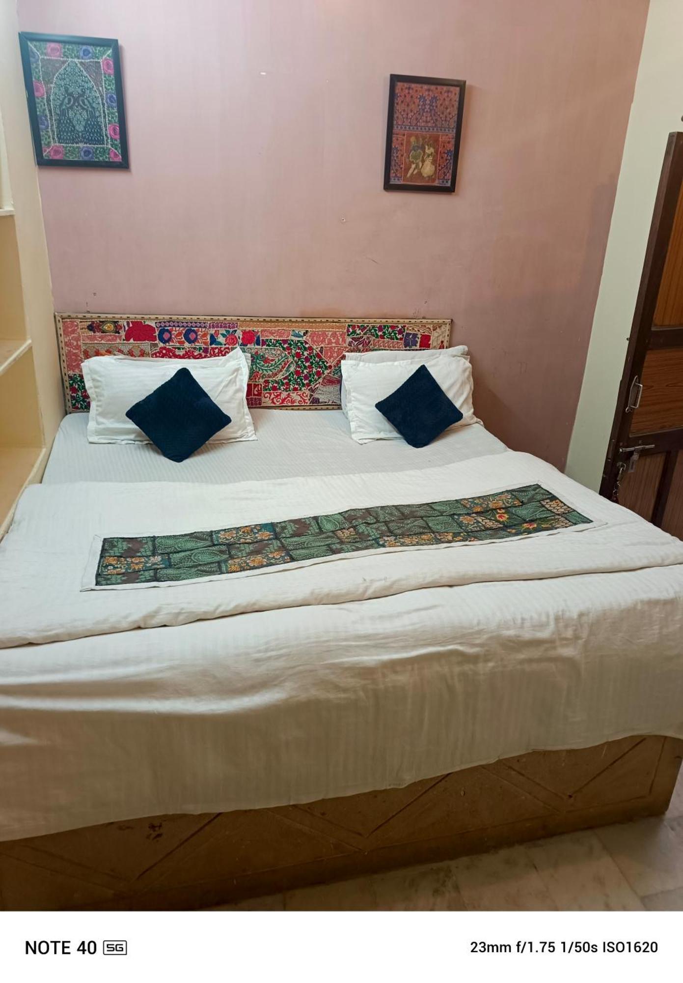 Neem Guest House Jaisalmer Exteriör bild